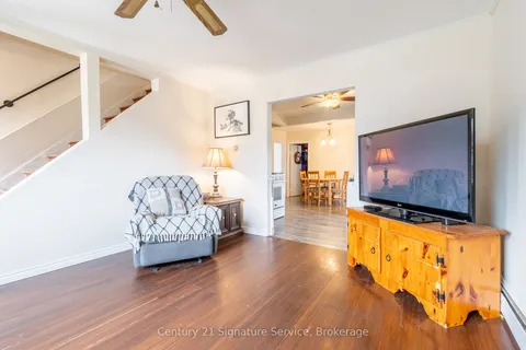 109 Santone Avenue, ON L3C 2J5