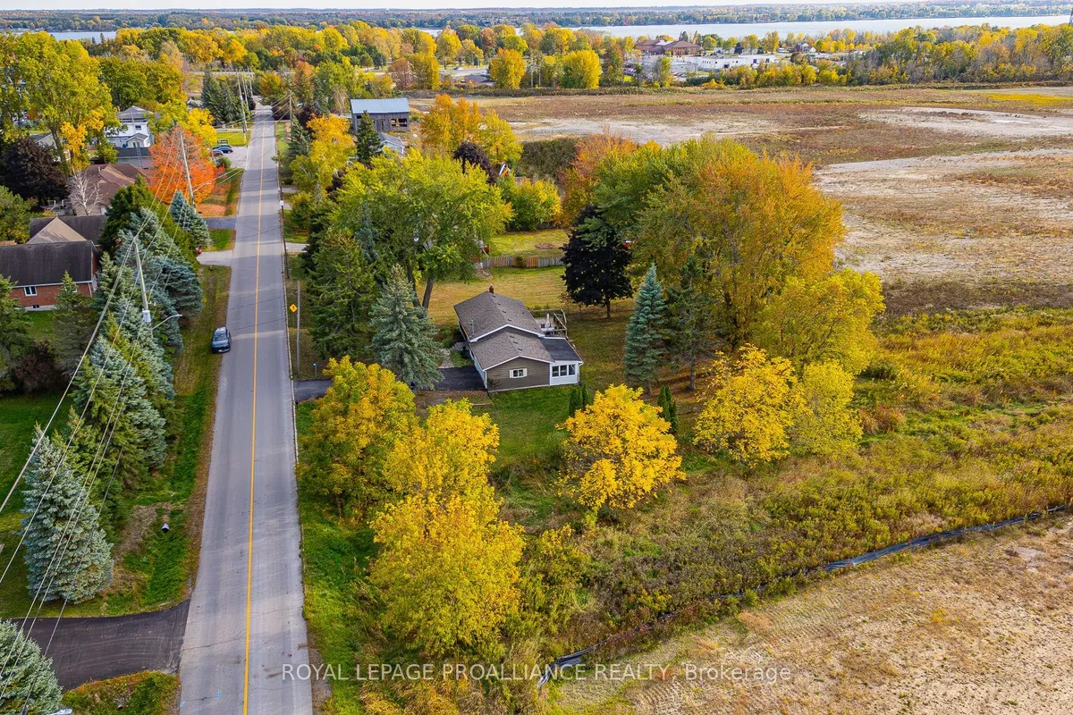 163 Avonlough Road, ON K8N 4Z2