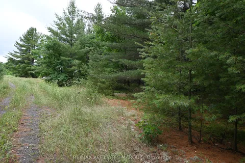 000 Highway Highway, ON K7A 4S4