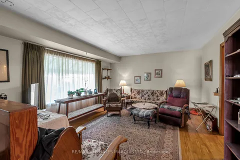 1301 Gallinger Avenue, ON K6J 4T4