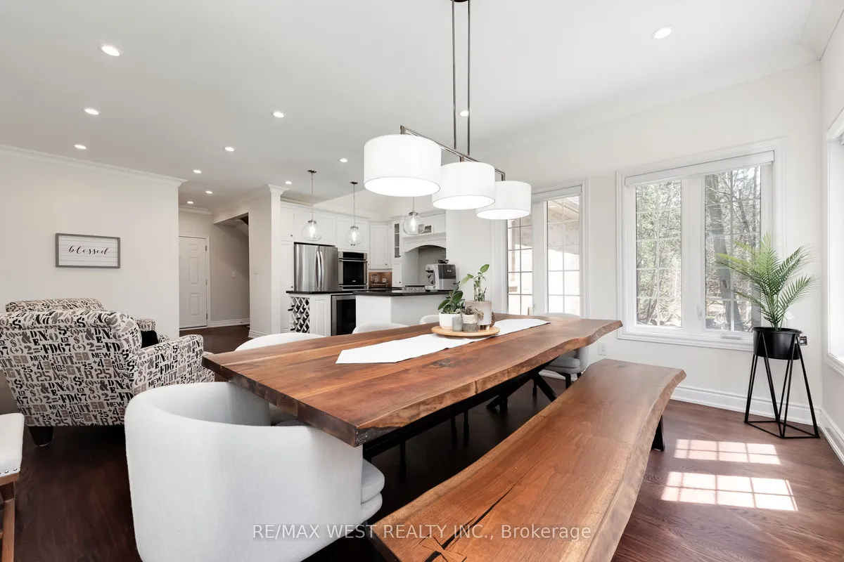 252 Main Street, ON N0B 1T0