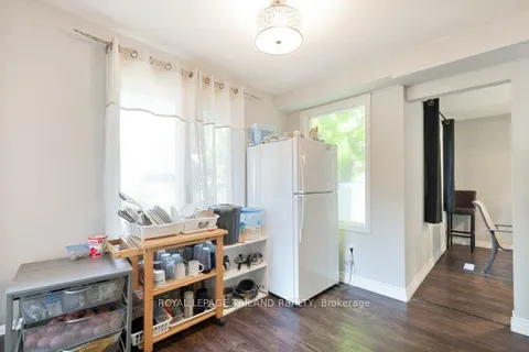 26 Redwood Lane, ON N5V 4C4