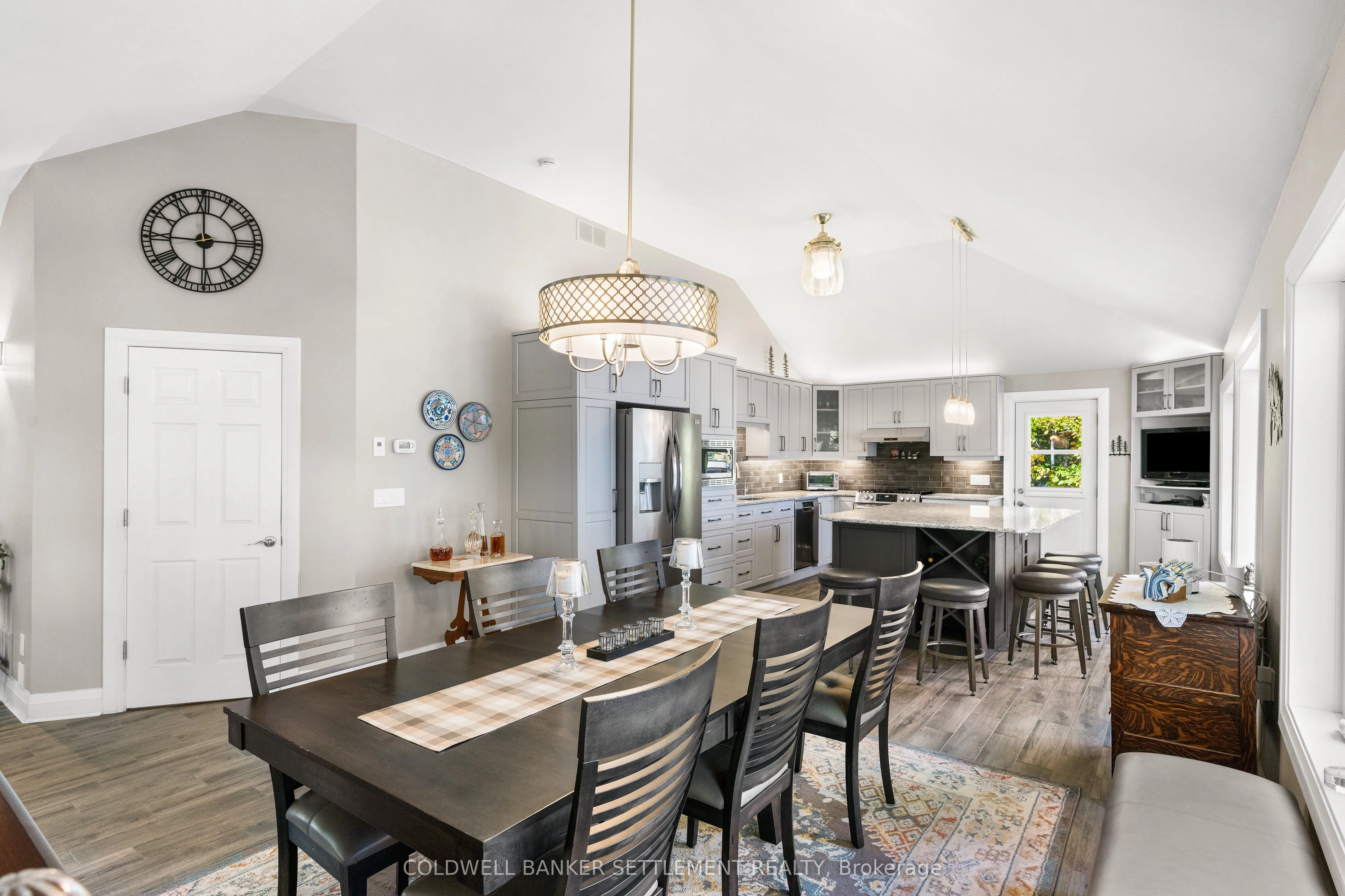 248 Bishop's Way, ON K7H 3C7