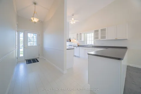 355 Shannon Boulevard, ON N0M 1T0