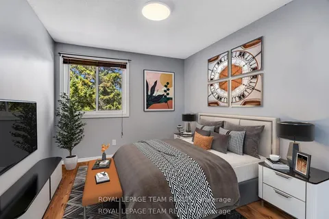 2 Brookhaven Court, ON K2H 9E3