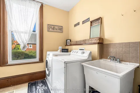 90 Emily Street, ON K7C 1S9