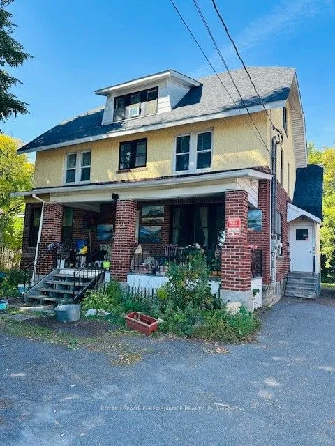 31-35 Fourth Street, ON K6H 2H7