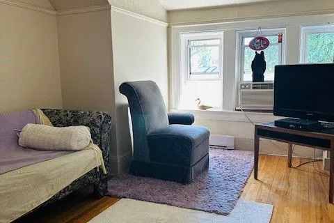 31-35 Fourth Street, ON K6H 2H7