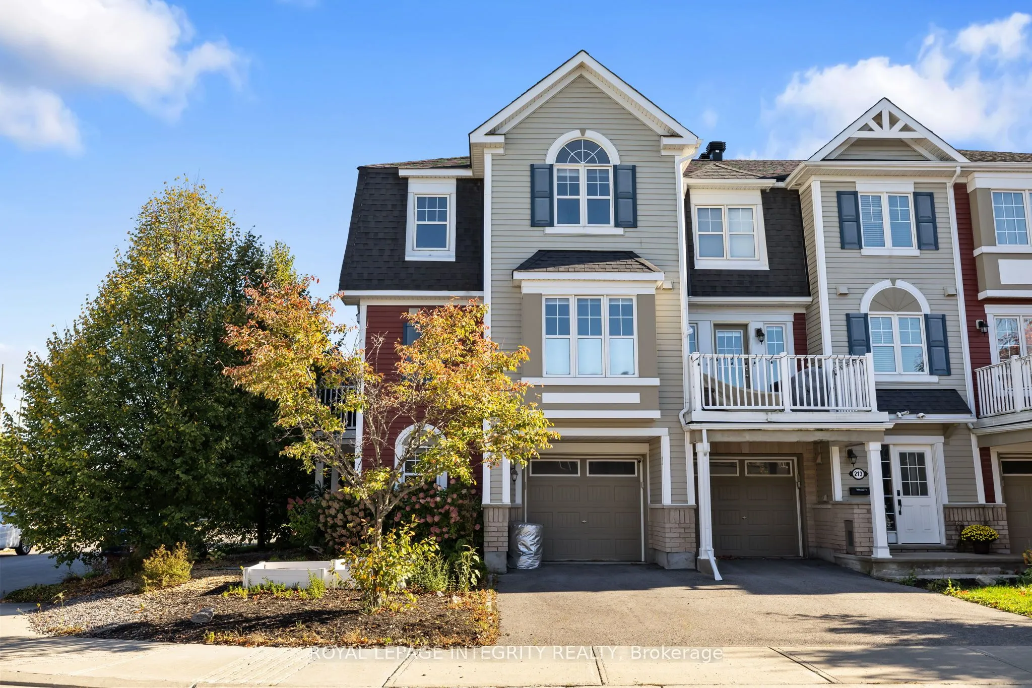 211 Bensinger Way, ON K2S 0P1