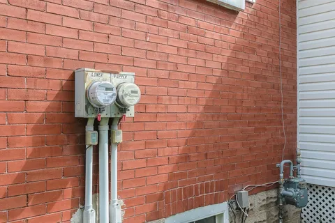 65 King Street, ON N5H 2A2