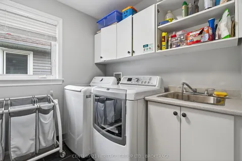 1208 Iris Drive, ON K7P 0H6