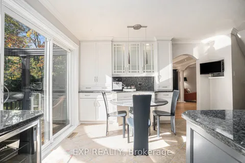 150 Topaze Avenue, ON K4B 1K1