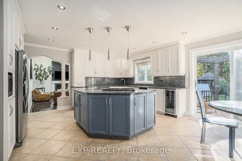 150 Topaze Avenue, ON K4B 1K1