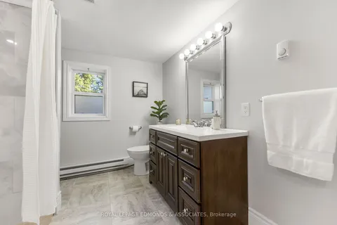 731 Francie Lane, ON K8A 6W2