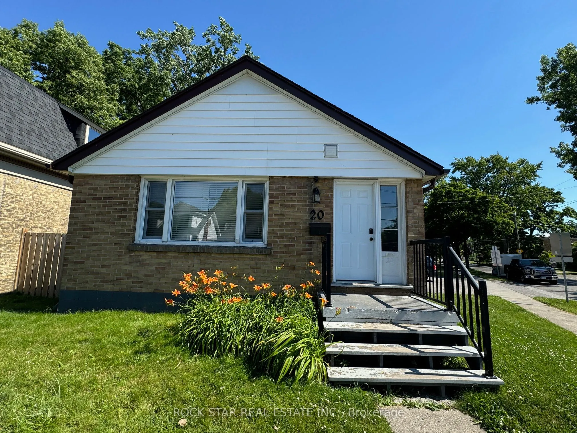 20 Oxford Street, ON N6H 1P9