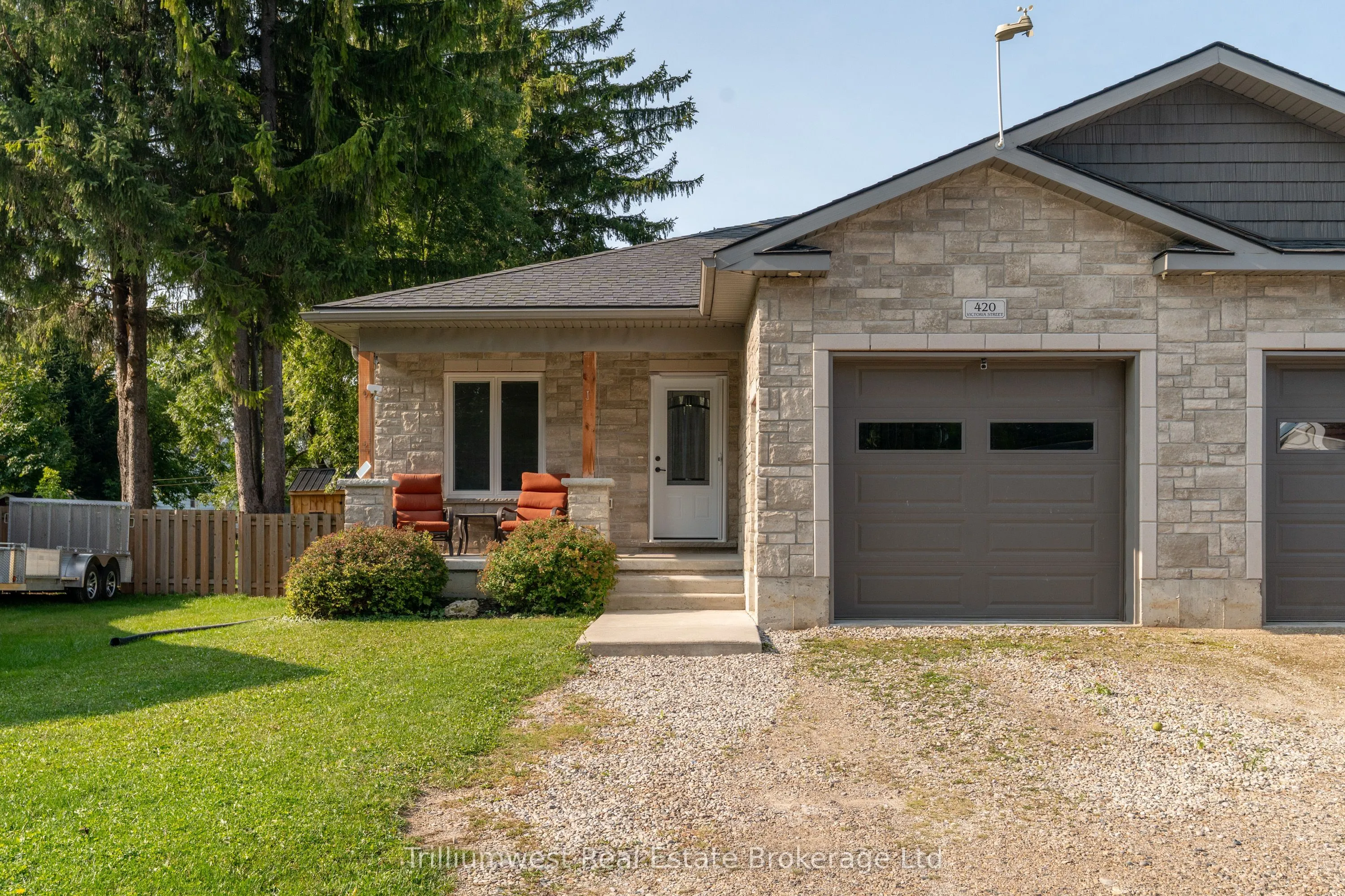 420 Victoria Street, ON N0G 2P0