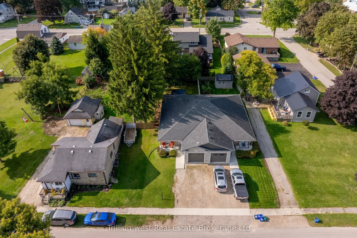 420 Victoria Street, ON N0G 2P0