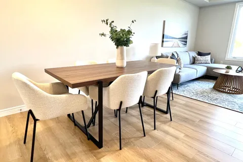 51 Lloyd Davies Way, ON L0R 1C0