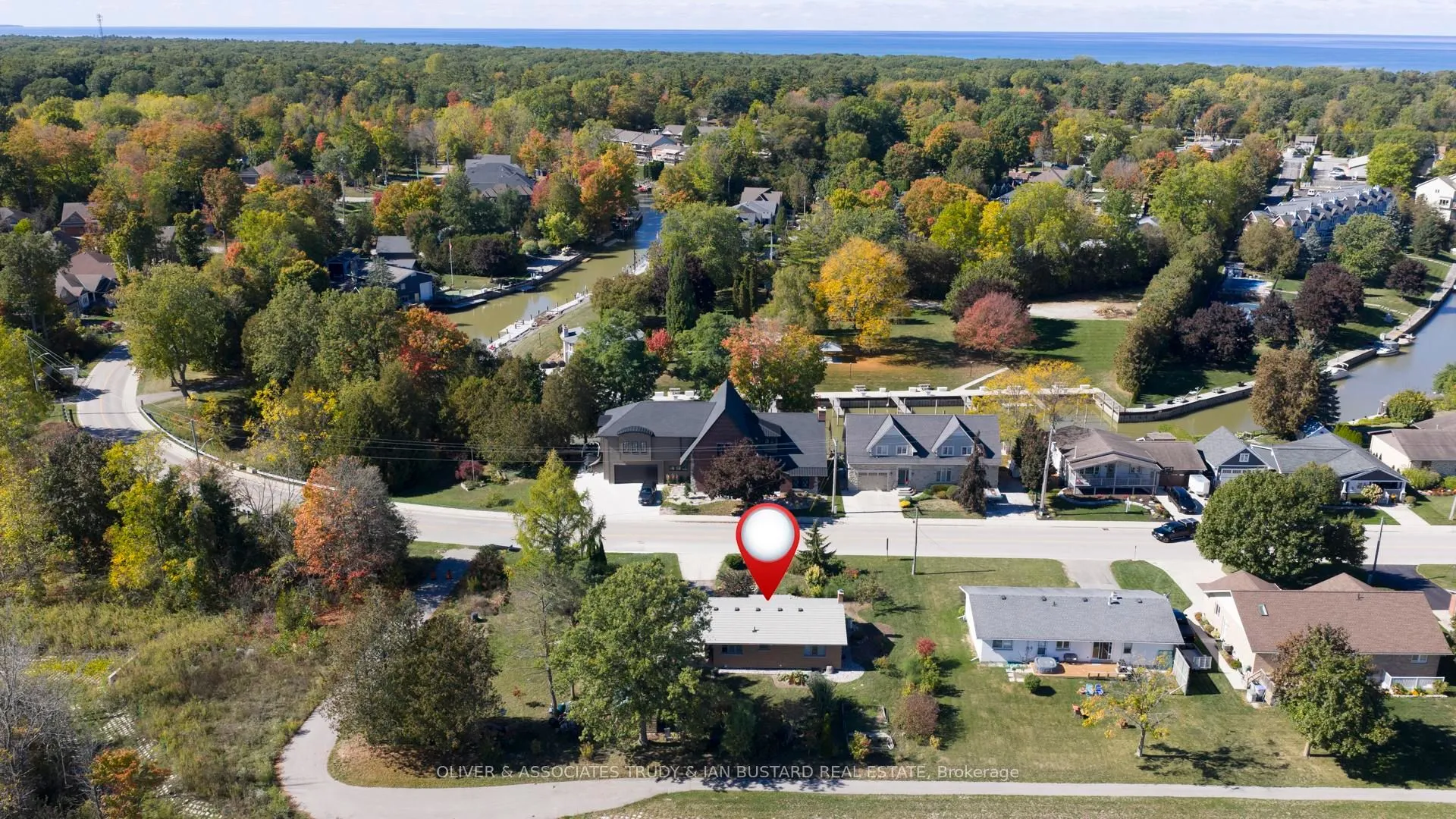 Detached living room at 52 Gill Rd Road Lambton Shores