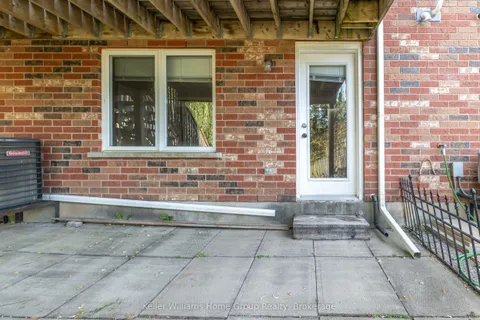 42 HASLER Crescent, ON N1L 0A2