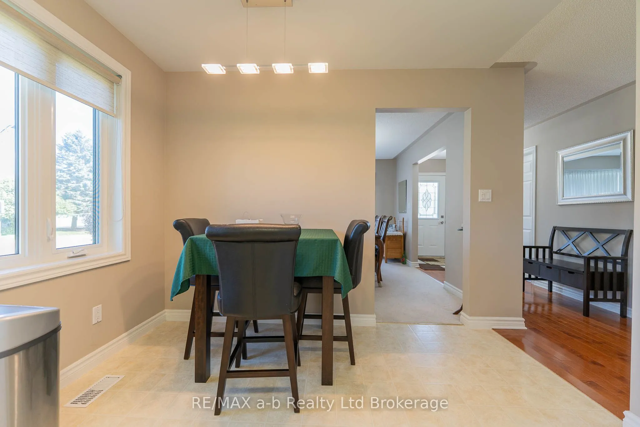 23 Armstrong Drive, ON N4G 5T3