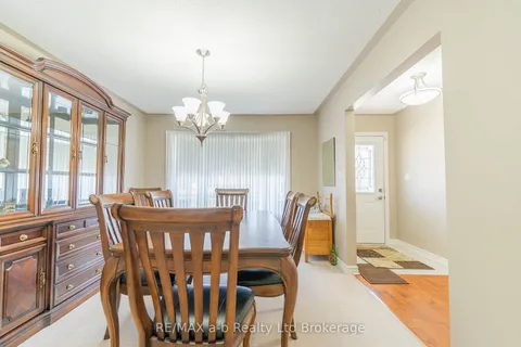 23 Armstrong Drive, ON N4G 5T3