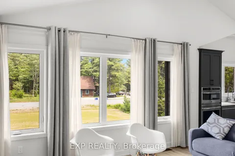 292 James Andrew Way, ON K7A 4S7