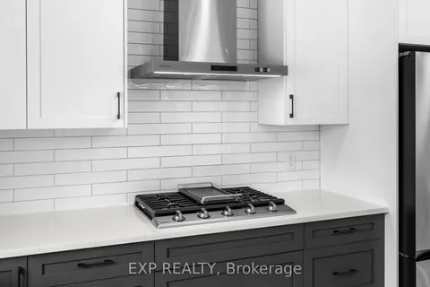 292 James Andrew Way, ON K7A 4S7