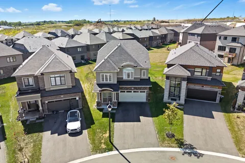 23 Whitton Drive, ON N3L 0L1