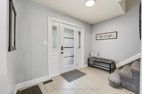 33 Winter Way, ON N3T 6G4