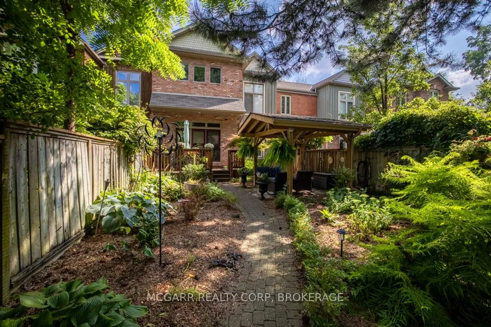 64 Yates Street, ON L2R 5R8