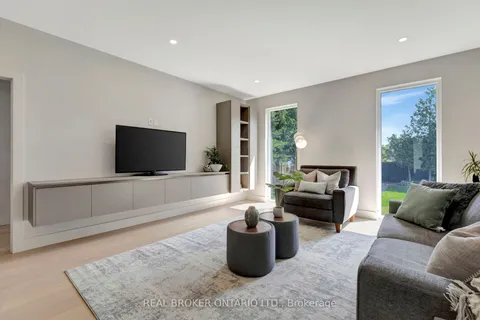 128 Lisgar Avenue, ON N4G 3L6