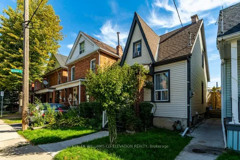 14 Minto Avenue, ON L8L 6E2