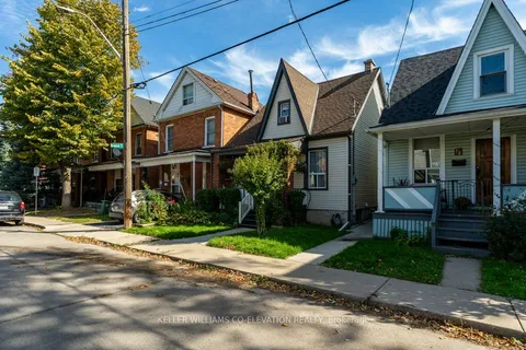 14 Minto Avenue, ON L8L 6E2