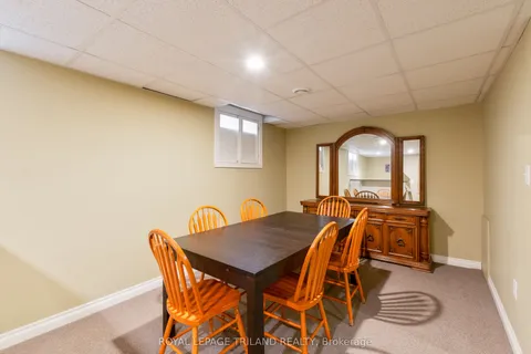 725 St Stephens Drive, ON N6E 1V6