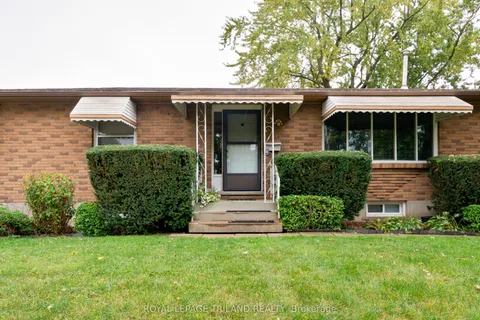 725 St Stephens Drive, ON N6E 1V6