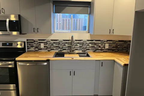 7701 Cortina Crescent, ON L2H 3B4