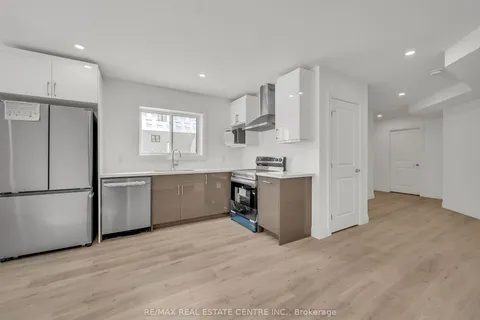 845 Darnley Boulevard, ON N6M 0L9