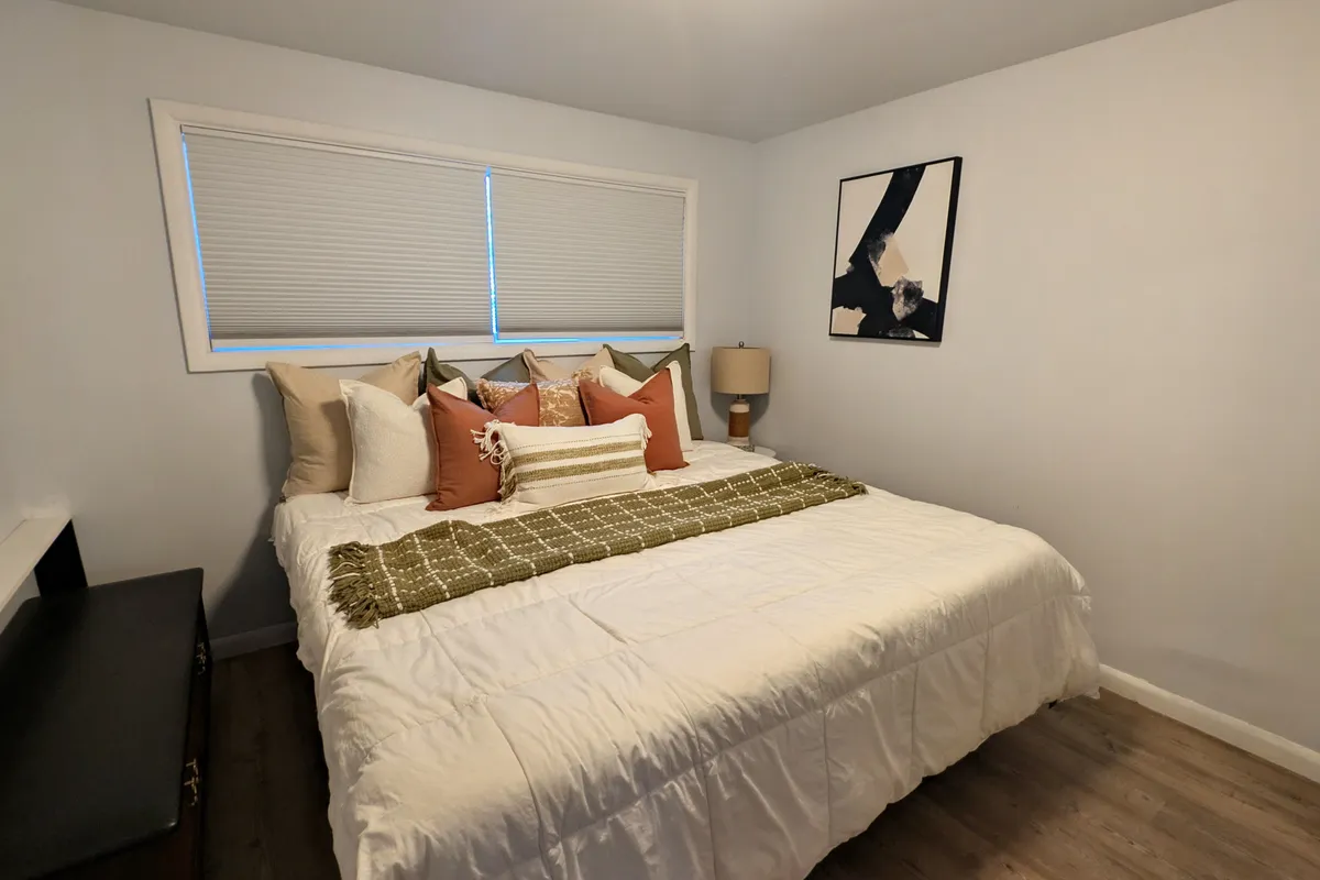 14 Meadow Road, ON N3R 3L1