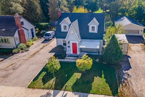 623 Wallace Street, ON N5Y 3R8