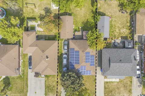 17 Henry Street, ON N3R 1Z9