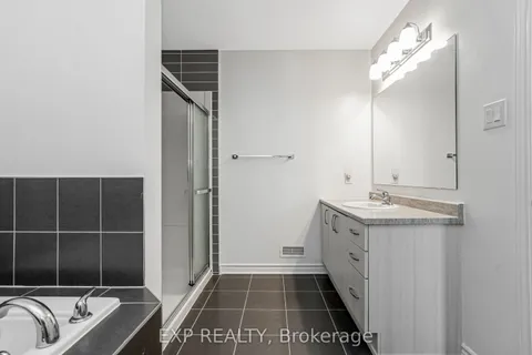 72 Dun Skipper Drive, ON K1X 0E8