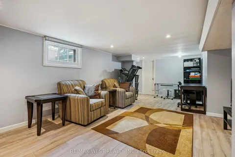 57 East 36th Street, ON L8V 3Y8