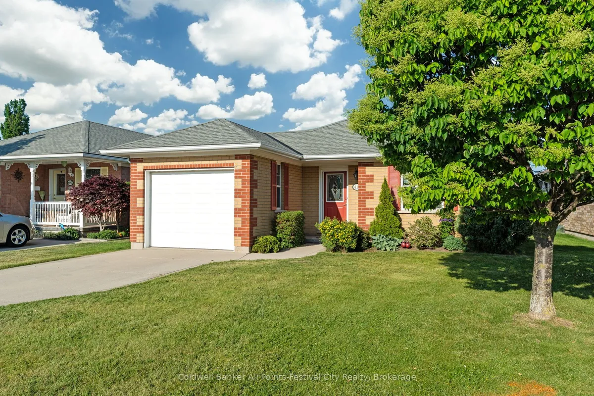 411 Warren Street, ON N7A 4M5