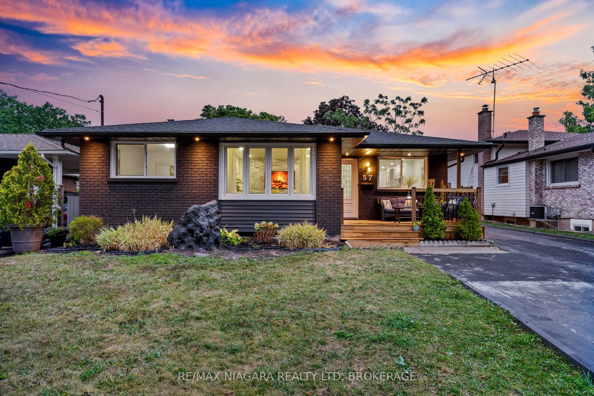 57 Woodrow Street, ON L2P 2A4