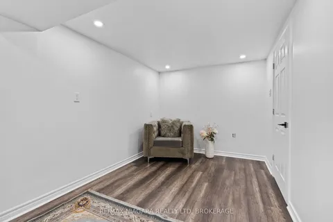 57 Woodrow Street, ON L2P 2A4