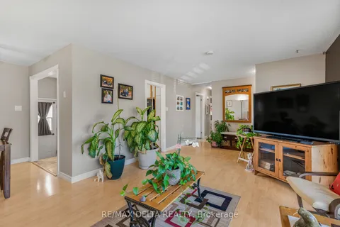 722 Nicole Street, ON K4K 1G4