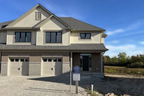 8 Horizon Court, ON N5P 0E5