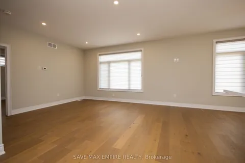 3580 Canfield Crescent, ON L0S 1S0