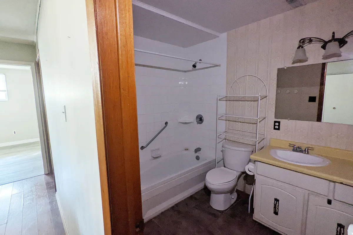 6 Spartan Drive, ON N3R 6C7